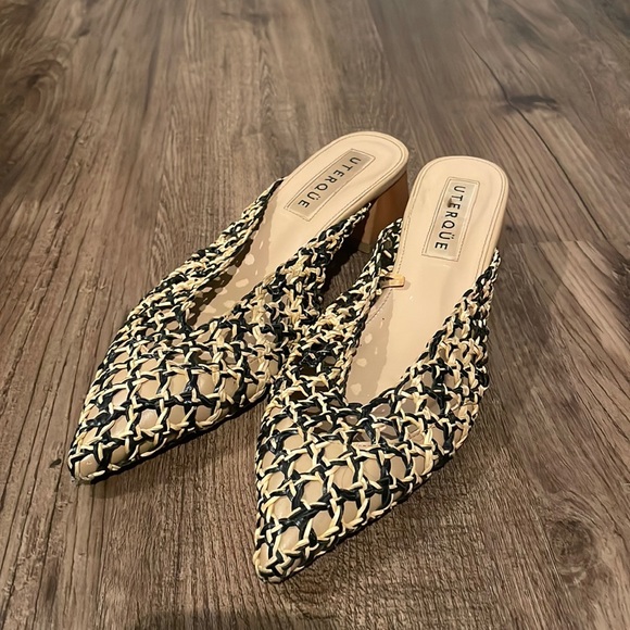 Uterque Shoes - Picture 1 of 3